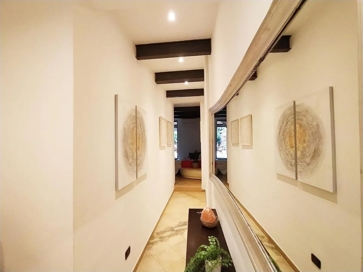 Appartamento Nadia'S Lovely Home - With Private Garden And Jacuzzi Firenze Italia
